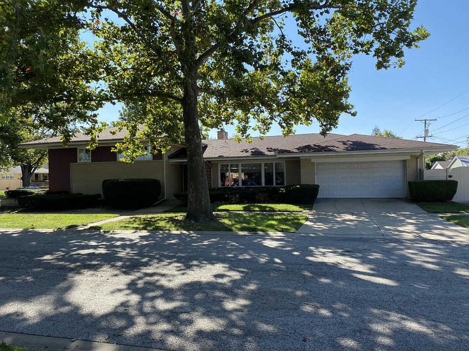 1st image of 10400 S 51st Ct