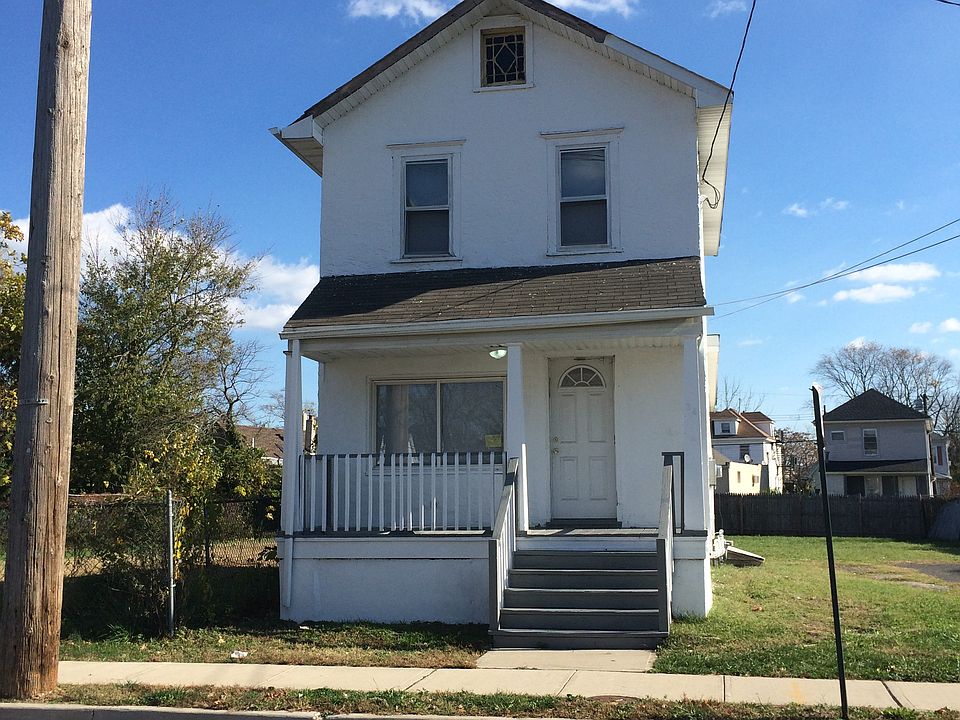 34 Ridge Avenue, Asbury Park NJ