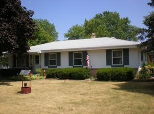 W172N9236 Shady Ln, Menomonee Falls, WI 53051