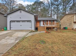 700 Pepperwood Trl, Stone Mountain, GA 30087