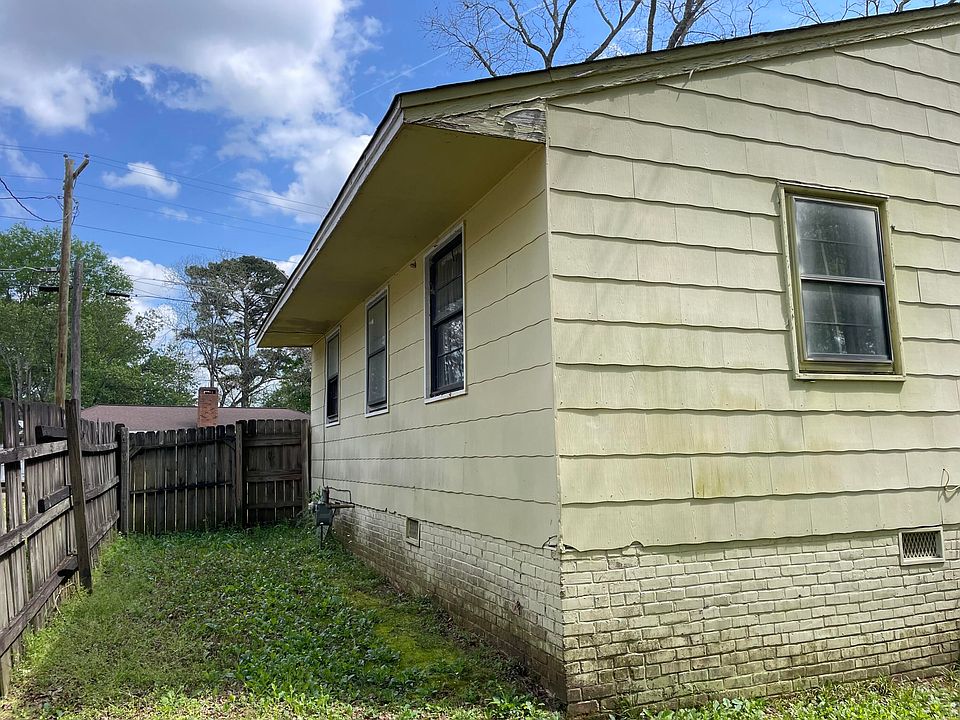 2nd image of 65 Calhoun St