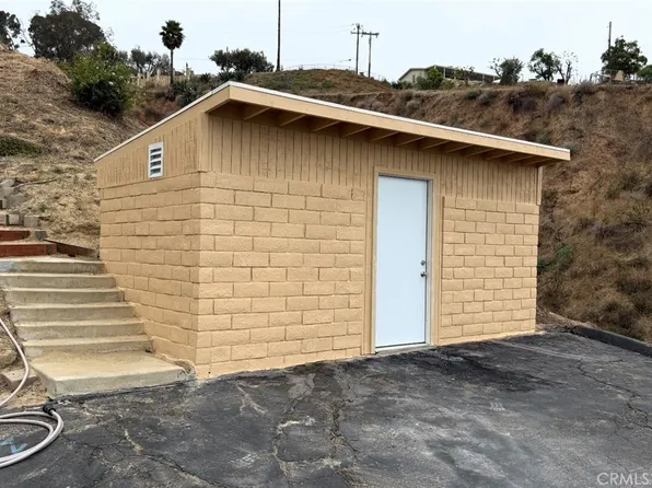 244 W Highland Dr, Camarillo, CA 93010