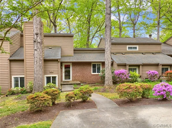 1711 Foxcreek Cir, Henrico, VA 23238