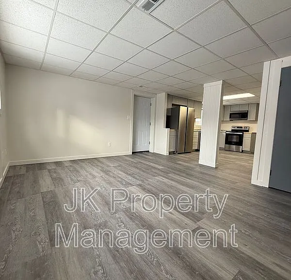 1815 8th Ave N #1 — Photo 8