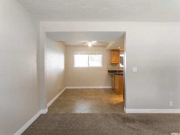 4th image of 2563 E Canterbury Ln