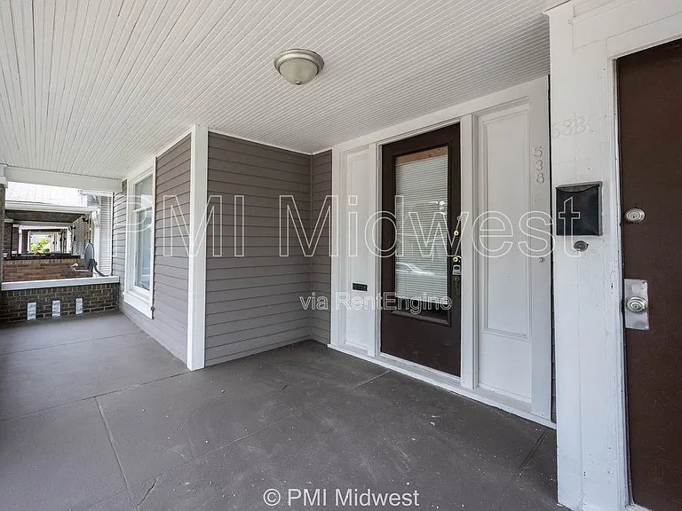 538 W 29th St #B — Photo 28