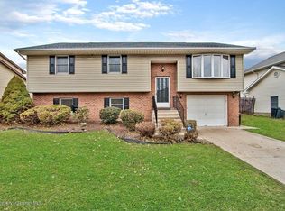 726 Parrott Ave, Scranton, PA 18504