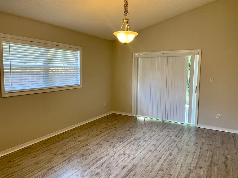 544 Tall Oaks Ter — Photo 16