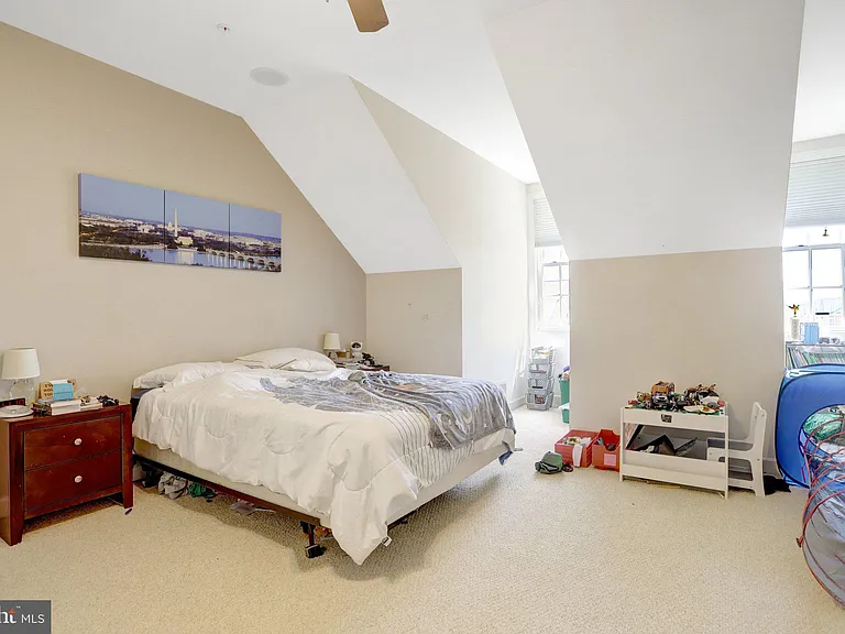 5228 Harold Secord St — Photo 43