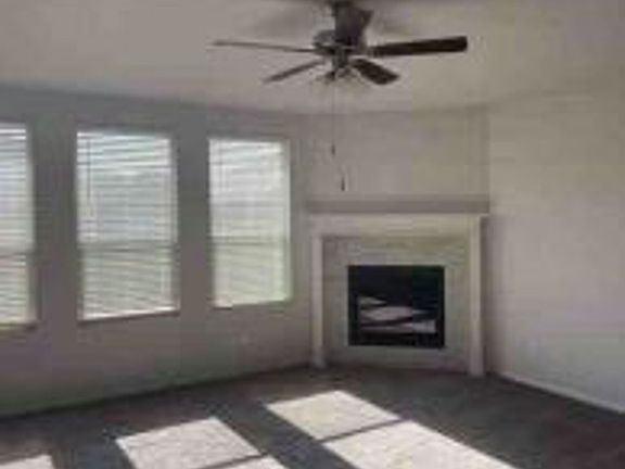 Additional Living Room