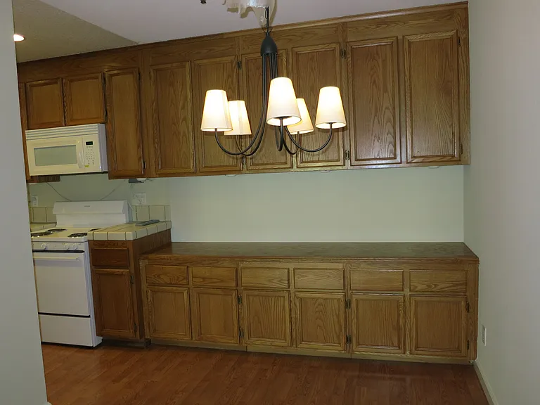 1400 Carpentier St — Photo 4