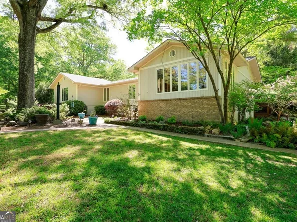 8277 Buchanan Hwy, Dallas, GA 30157