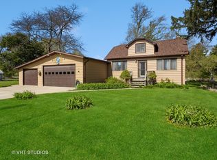 15N588 Edwards Ave, Dundee, IL 60118