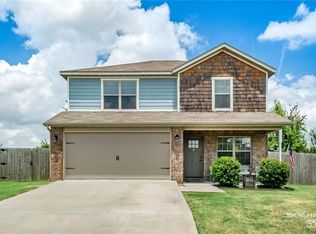 741 Edens Ct, Centerton, AR 72719