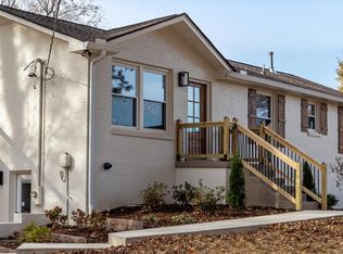 110 E Circle Dr, Burns, TN 37029