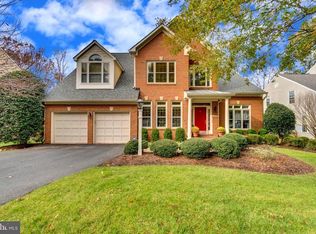 11318 Woodbrook Ln, Reston, VA 20194