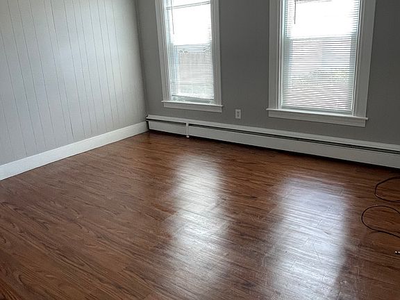 5th image of 73 Malvern St APT 1B