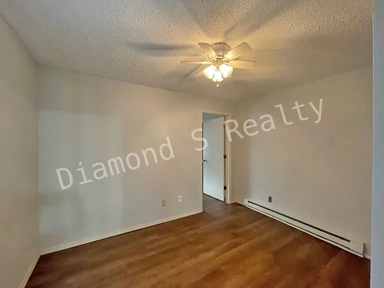 523 East Pacific Street — Photo 2