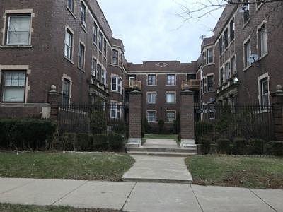 1st image of 820 E Hyde Park Blvd Unit 1