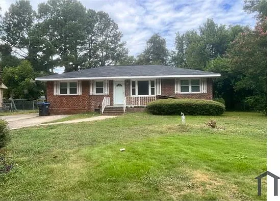 3 bed, 1269 sqft, $1,300 — Photo 3