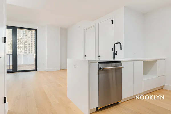 Rented by Nooklyn NYC LLC | media 156