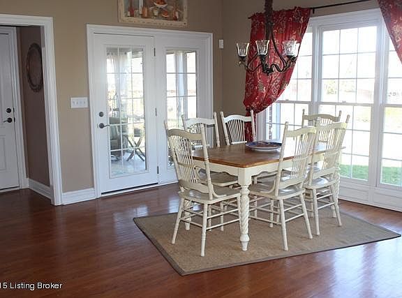 4th image of 3208 Deer Pointe Pl