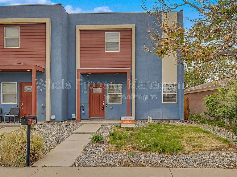 5803 Poplar St — Photo 1