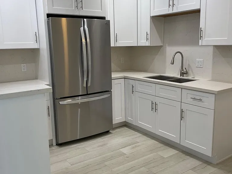 3115 Ivy St #8 — Photo 2
