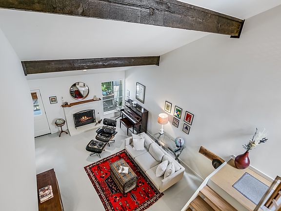 4th image of 1035 Verbena Dr #1144R