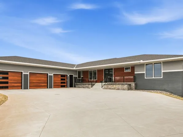 4215 32nd St S, Saint Cloud, MN 56301