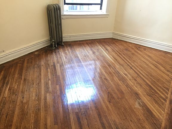 2nd image of 286 Saint Johns Pl
