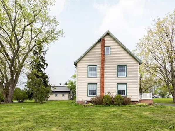 9103 Gowanda State Rd, Eden, NY 14057