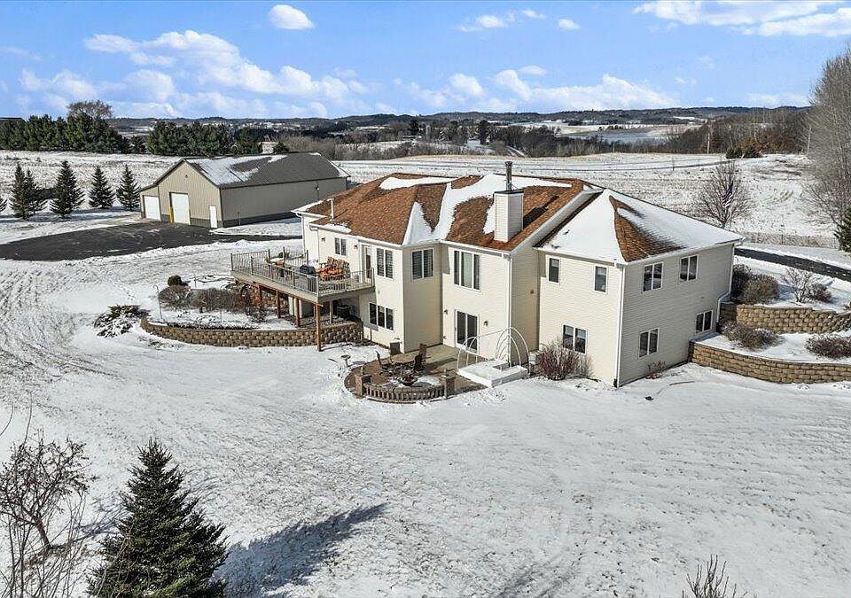 1st image of W16091 Dewey ROAD