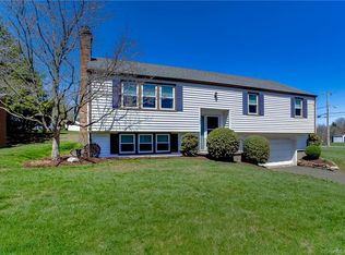 120 Reservoir Rd, Middletown, CT 06457