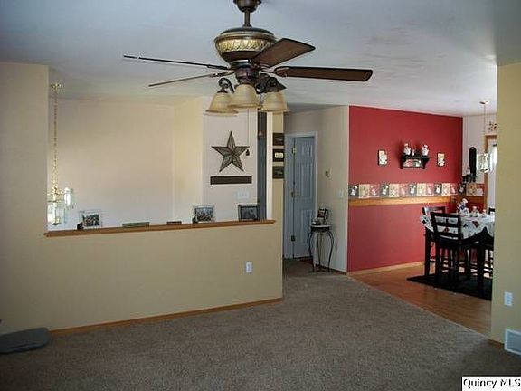 Home for Sale in Ursa, IL $119,900