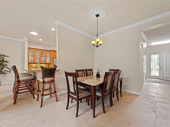 4th image of 9324 Sun River Way