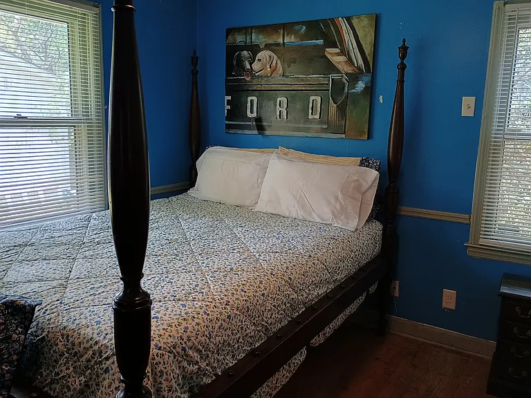 340 Brookside Dr — Photo 4