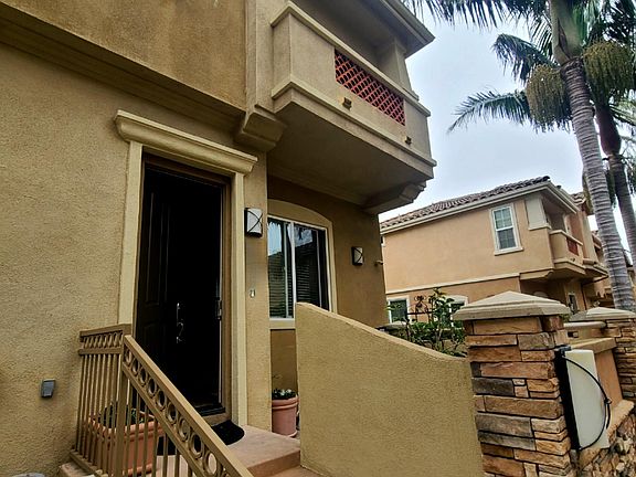 Front Door and front porch / grill area