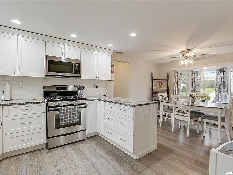 1st image of 1 Ramsy Ln