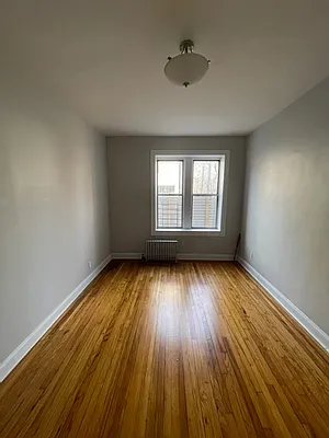 Rented by Chana Ofek, LREB | media 4