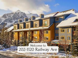 1120 W Railway Ave #202, Canmore, AB T1W 1P4