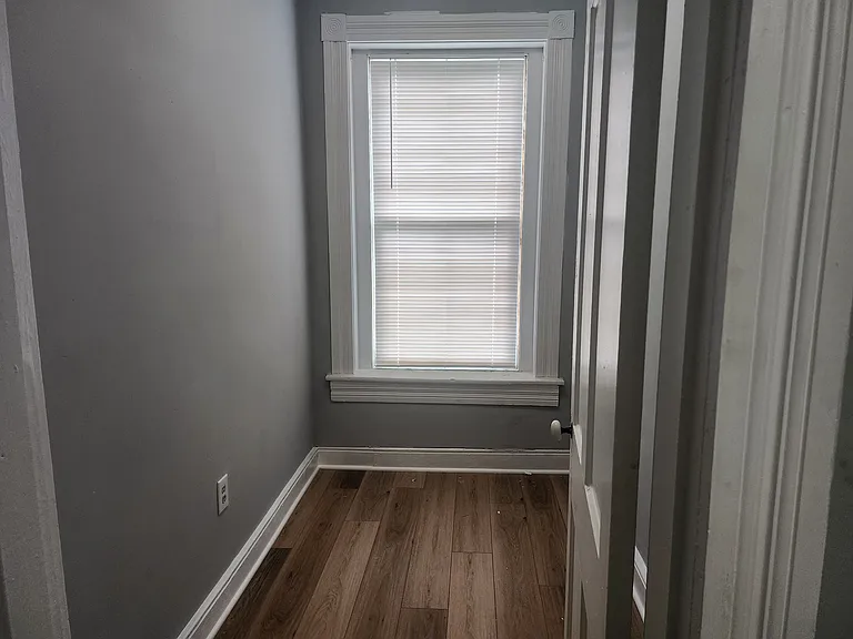 507 N 24th St #2 — Photo 7
