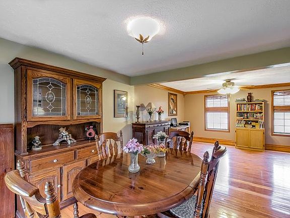 5th image of 3517 Woodlake Dr