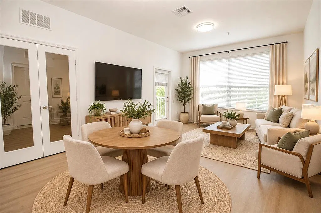 3 bed, 2.0 bath, 1447 sqft, $2,000 — Photo 3