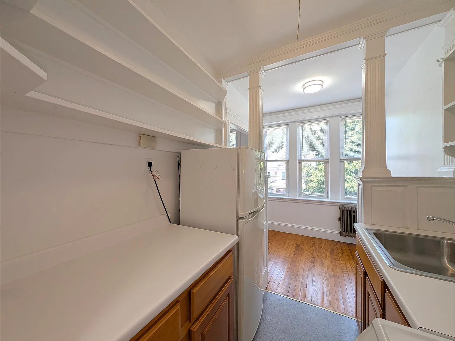 Studio, 420 sqft, $2,000 — Photo 3