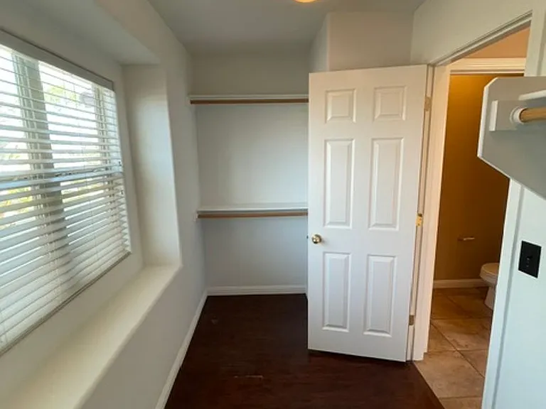 5645 Breckenridge St — Photo 26