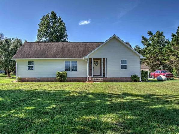 131 Prater Rd, Trenton, GA 30752