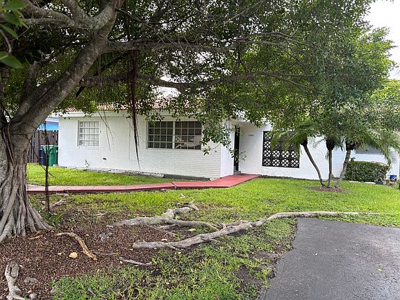 2nd image of 17322 SW 94th Ave #17322