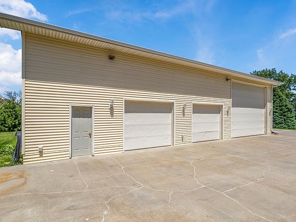 5th image of 58492 Hilman Rd