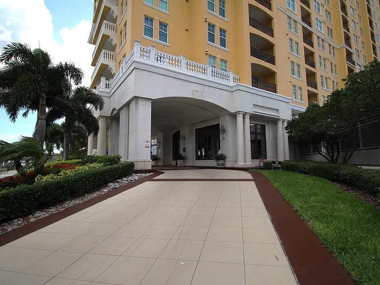 345 Bayshore Blvd #903 — Photo 3